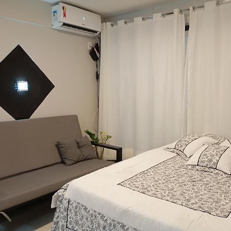 A 5 Km Do Aeroporto No Centro Do Nucleo Bandeirante 156 Apartman Brazíliaváros Kültér fotó